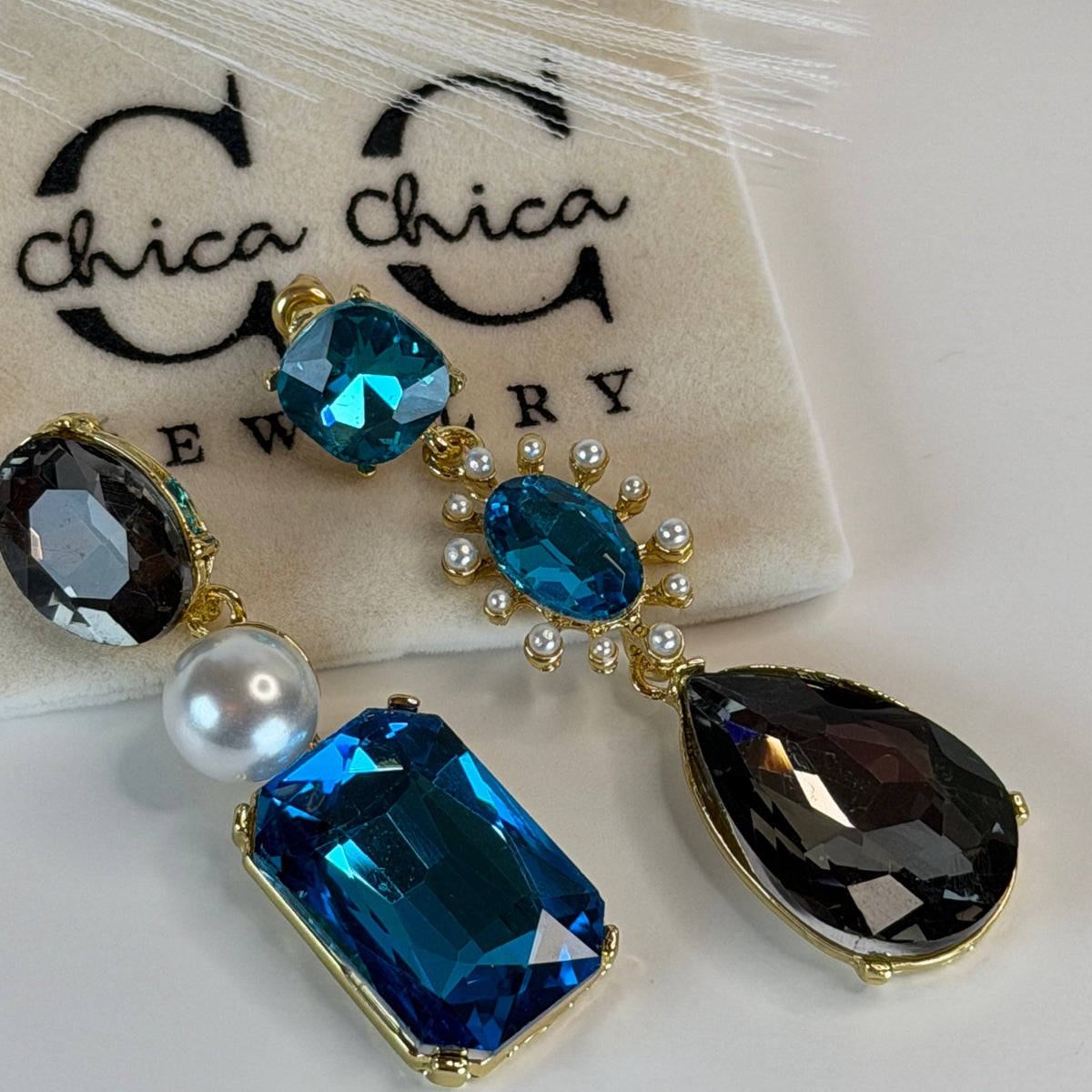 Midnight_Mirage_Earrings_ChicaChica