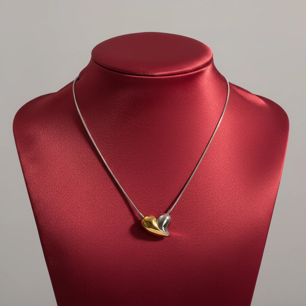 Amor Eterno Necklace_AmoreCollection_ChicaChica