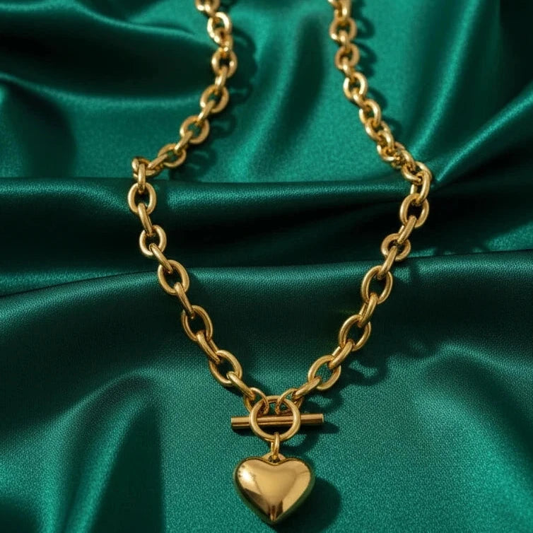 Boundless Love Necklace_ChicaChica