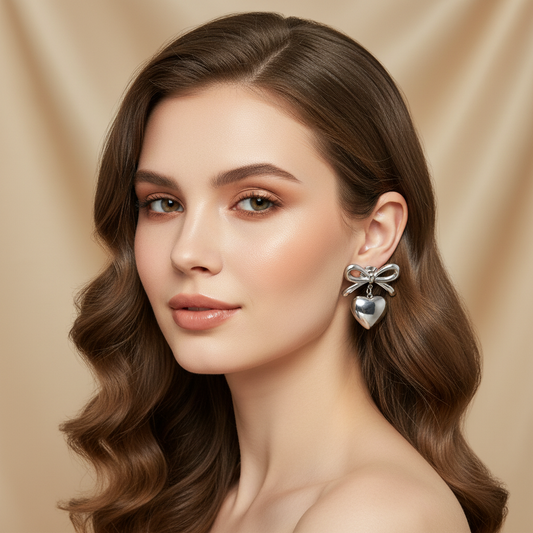 Cupid's Knot Earrings - Silver_ChicaChica