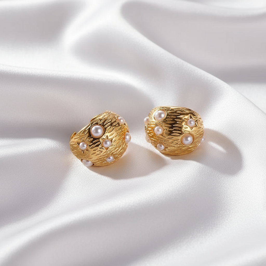 Glitz and Glow Earrings_ChicaChica