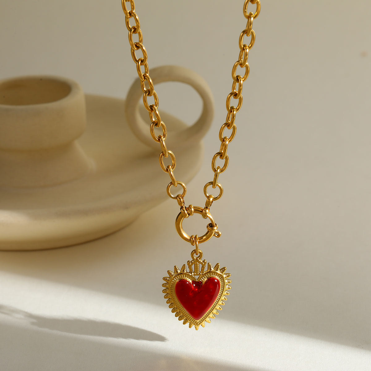 Heart Royale Necklace_ChicaChica