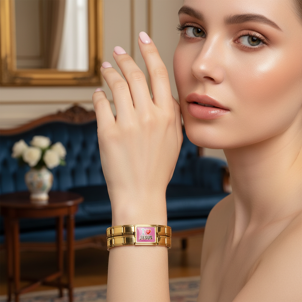 Love in Christ Bracelet_ChicaChica