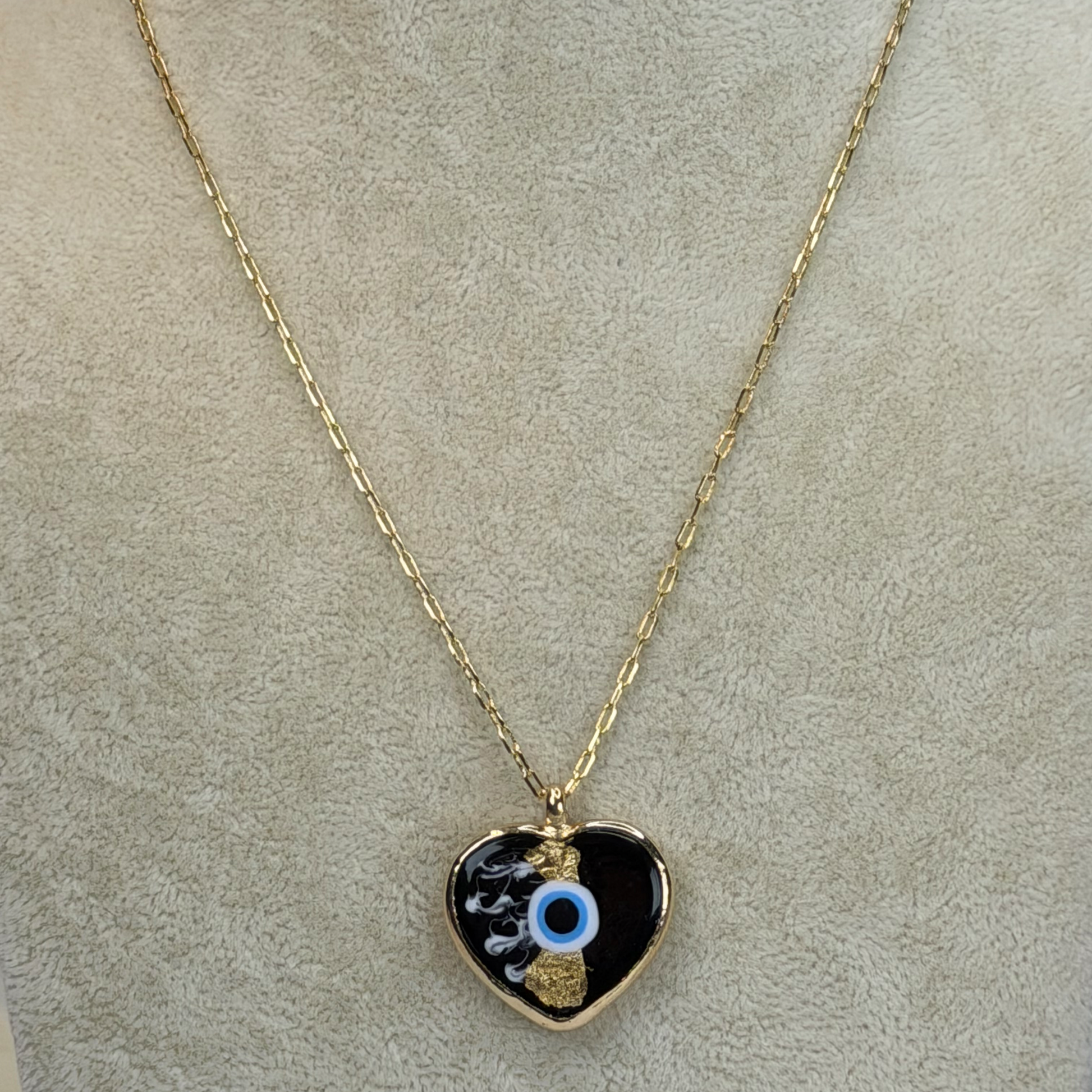 Midnight Aegis Heart Necklace_Aegis