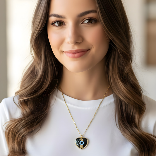 Midnight Aegis Heart Necklace_ChicaChica