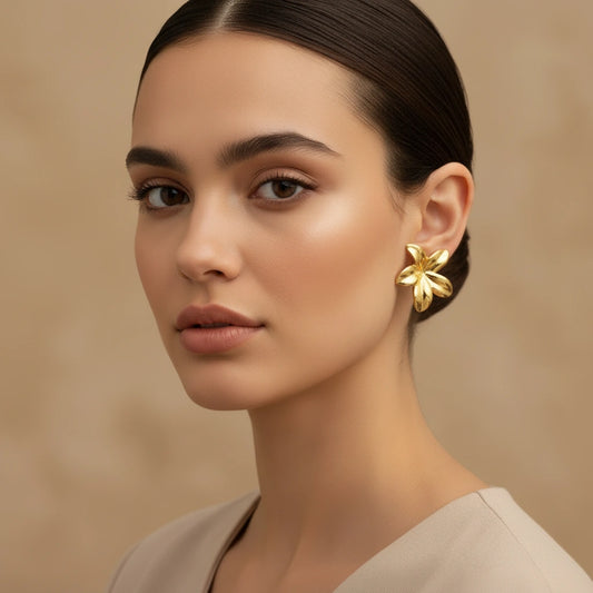 Petal Glow Earrings_Gold_ChicaChica