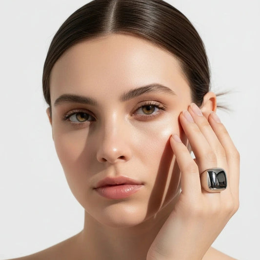 Golden Bold Ring - Platinum Finish