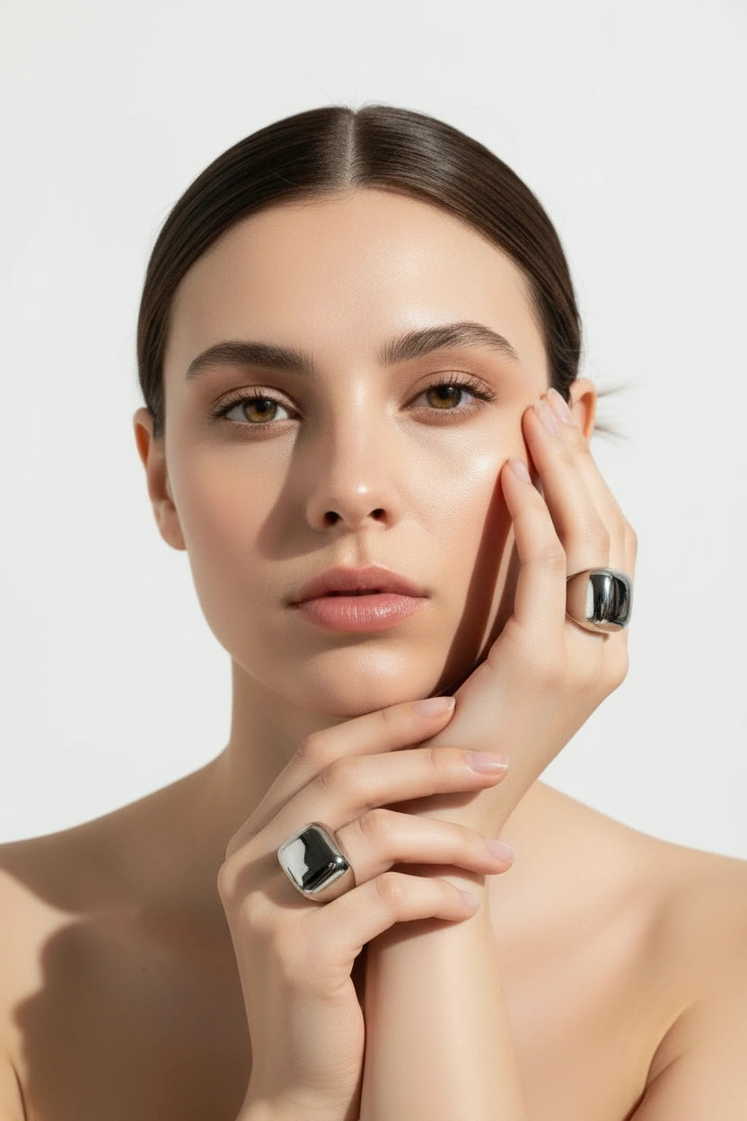 Golden Bold Ring - Platinum Finish